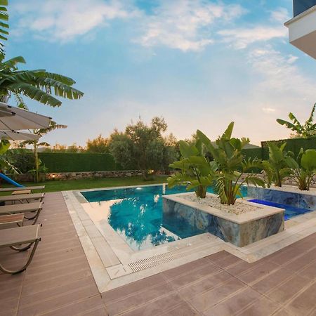 Villa Carya Oeluedeniz Fethiye Exteriör bild