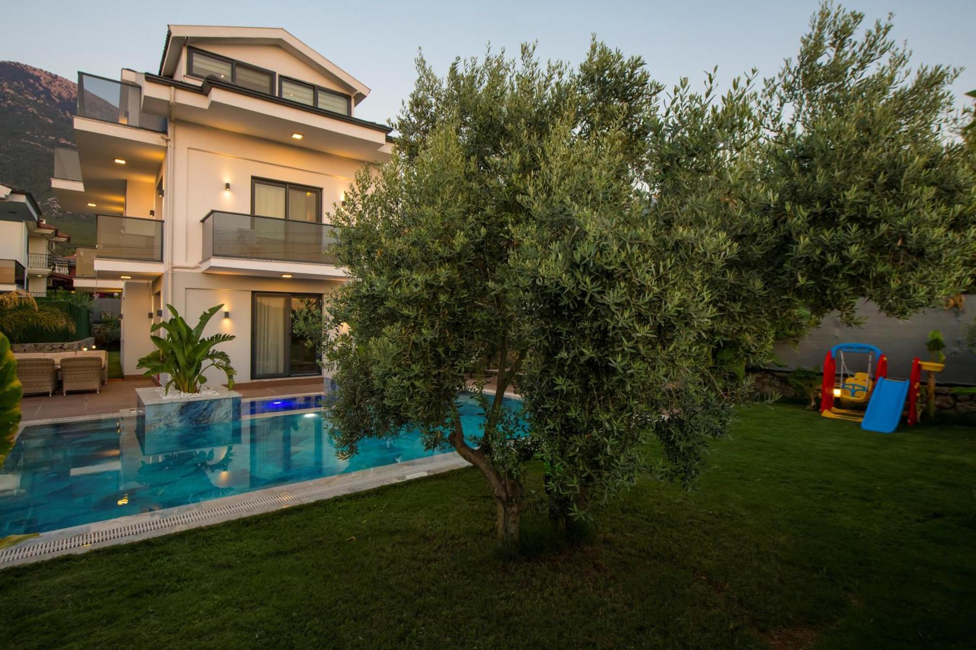 Villa Carya Oeluedeniz Fethiye Exteriör bild