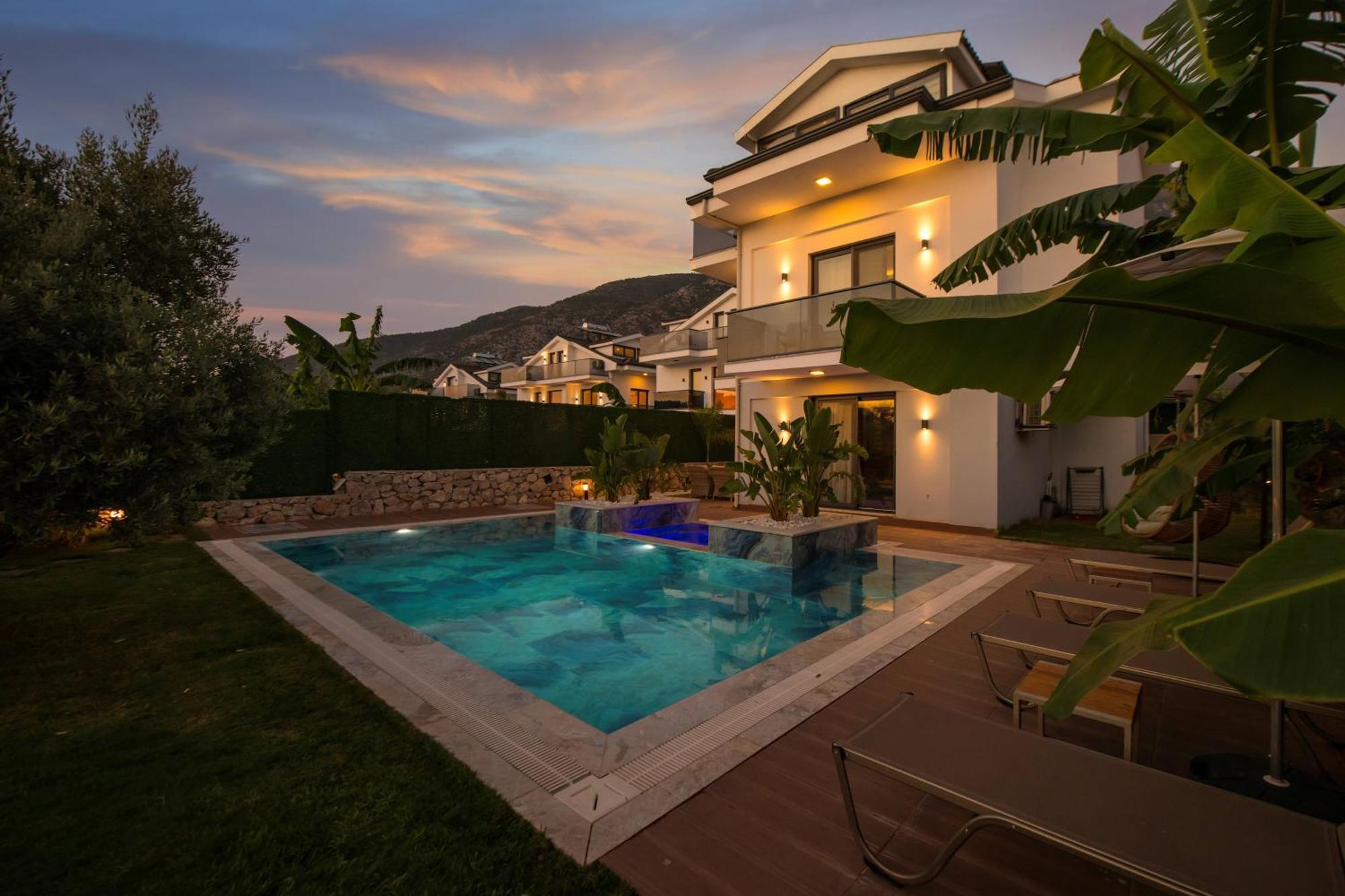 Villa Carya Oeluedeniz Fethiye Exteriör bild
